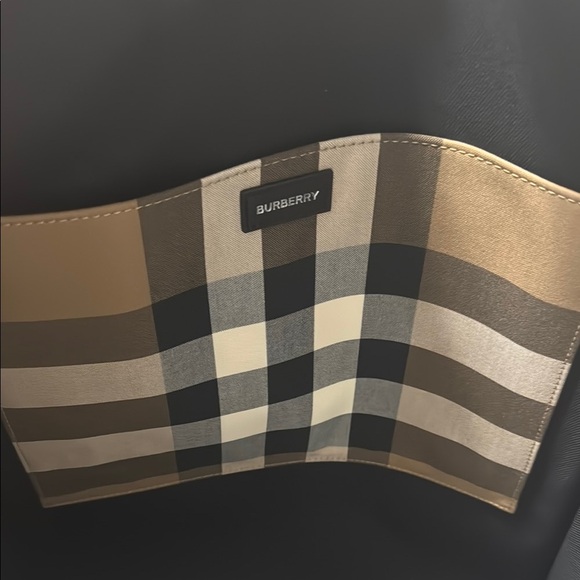 *SOLD* Burberry Brown and Red Designer Bags with Iconic Check Pattern - Picture 6 of 7